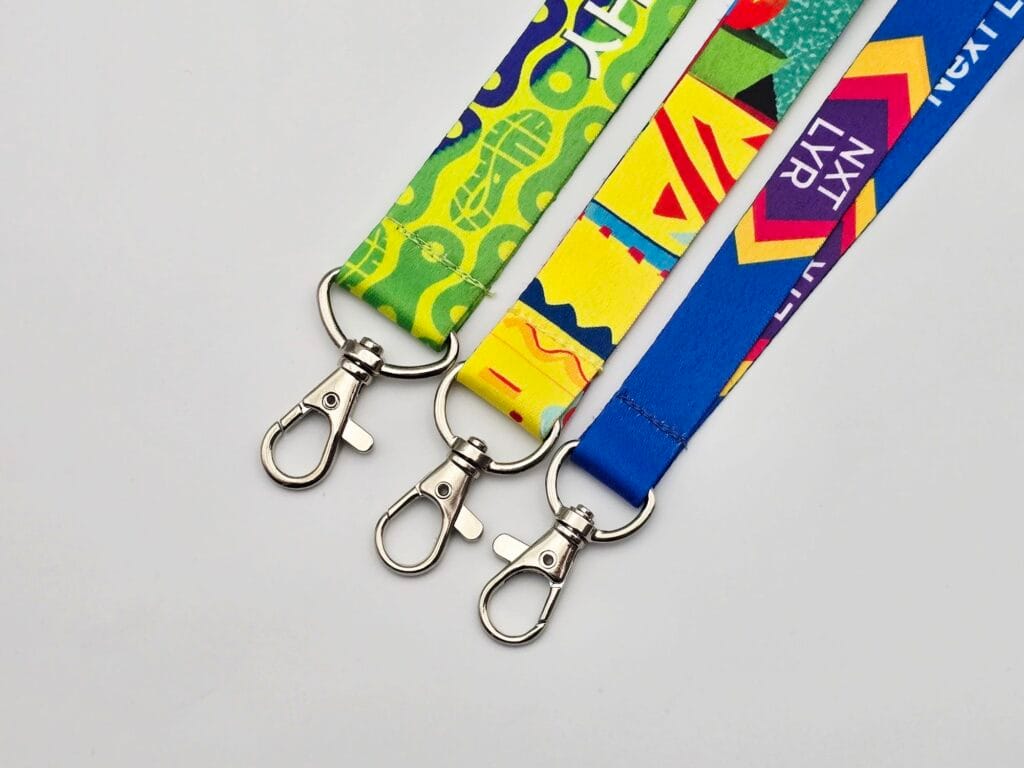 Lanyard personalizat cu carabiniera 15-25mm