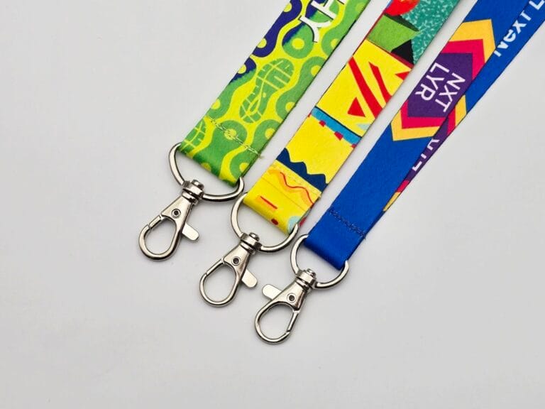 Lanyard personalizat cu carabiniera 15-25mm